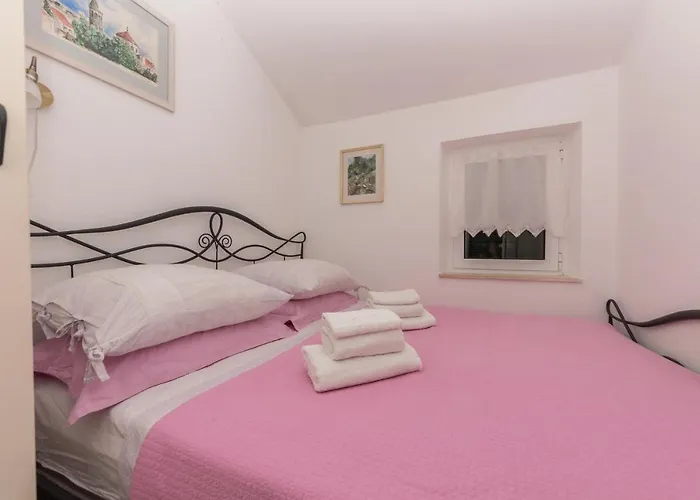 Apartament Heritage Palace Listun