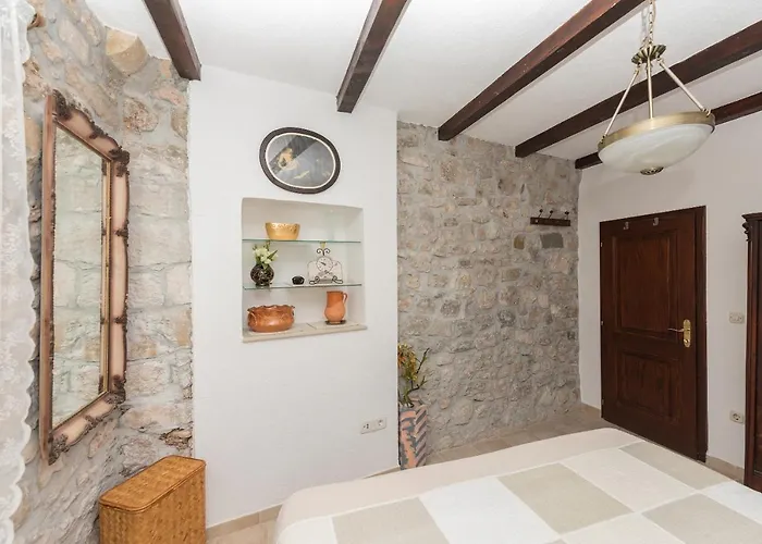 Heritage Palace Listun Apartament